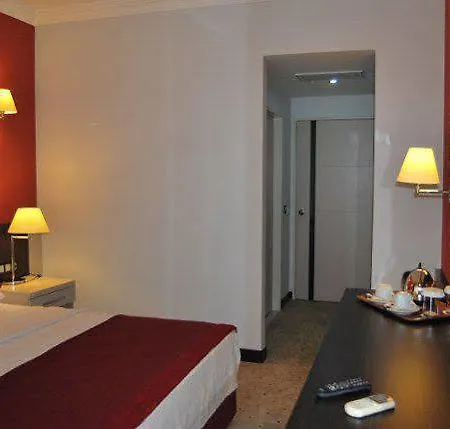 Otel Sirius